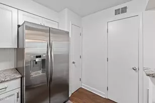 1021 Wirewood Dr, Raleigh, NC 27605 - Photo 20