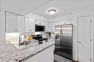 1021 Wirewood Dr, Raleigh, NC 27605 - Photo 2