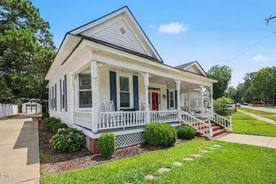 103 Bailey Avenue, Kenly, NC 27542 - Photo 2