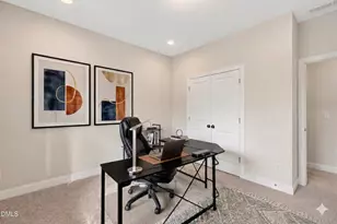 221 Birdsgrove Ct, Cary, NC 27519 - Photo 22