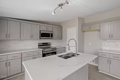 105 Stone Glen Place, Pikeville, NC 27863 - Photo 6