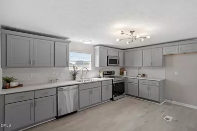 381 Woodland Church Road, Mar-Mac, NC 28333 - Photo 8