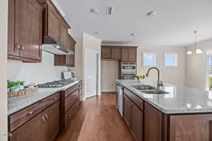30 Bramblewood Dr, Youngsville, NC 27596 - Photo 6