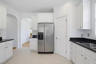 2912 Oak Bridge Dr, Raleigh, NC 27610 - Photo 14
