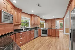 1003 Gardner St, Raleigh, NC 27607 - Photo 8