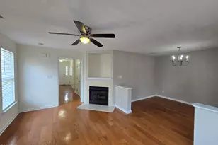 9804 Blackwell Dr, Raleigh, NC 27617 - Photo 4