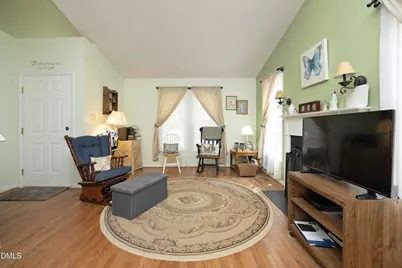 104 Penland Court, Cary, NC 27519 - Photo 4