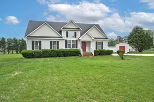 4827 Hunter Ridge Ct, Rocky Mount, NC 27803 - Photo 2
