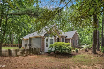 2101 Chicora Wood Drive, Raleigh, NC 27606 - Photo 86
