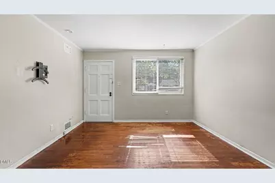 519 Overlook Street, Greensboro, NC 27403 - Photo 6