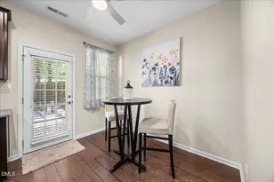 690 Wickham Ridge Rd, Apex, NC 27539 - Photo 10