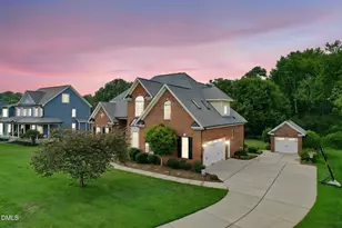 2228 Belvinwood Dr, Fuquay Varina, NC 27526 - Photo 2