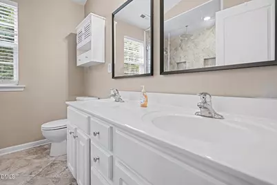 5453 Crescentview Parkway, Raleigh, NC 27606 - Photo 18