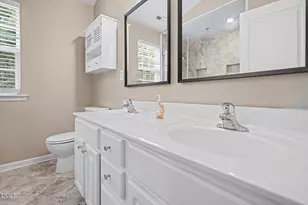 5453 Crescentview Pkwy, Raleigh, NC 27606 - Photo 18