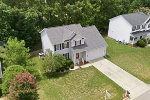 107 Gratiot Dr, Morrisville, NC 27560 - Photo 2