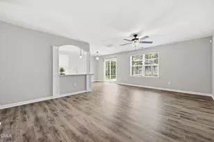 687 Botanical Ct, Bunnlevel, NC 28323 - Photo 10