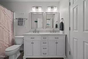 4252 Vienna Crest Dr, Raleigh, NC 27613 - Photo 14
