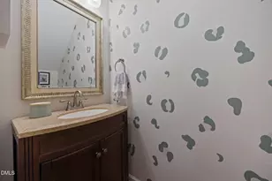 4252 Vienna Crest Dr, Raleigh, NC 27613 - Photo 12