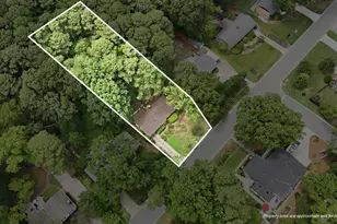 122 Meadow Dr, Cary, NC 27511 - Photo 2