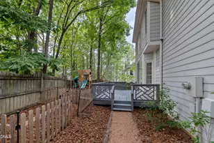 102 Chatsworth St, Cary, NC 27513 - Photo 34