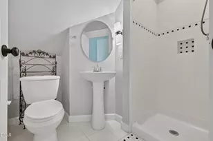 103 Chestnut St, Durham, NC 27707 - Photo 38