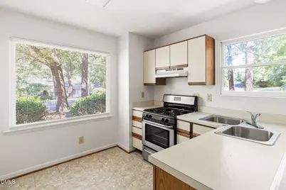 101 Standish Drive, Chapel Hill, NC 27517 - Photo 10
