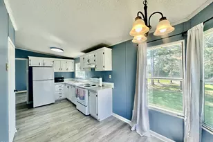9199 Virgilina Rd, Roxboro, NC 27574 - Photo 12