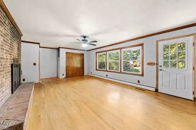 2034 Woodland Avenue, Burlington, NC 27215 - Photo 6