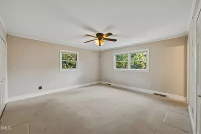 4900 Larchmont Drive, Raleigh, NC 27612 - Photo 16