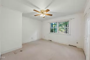 4900 Larchmont Dr, Raleigh, NC 27612 - Photo 14