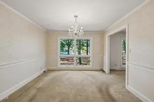 4900 Larchmont Dr, Raleigh, NC 27612 - Photo 12