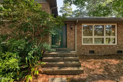 4900 Larchmont Drive, Raleigh, NC 27612 - Photo 4
