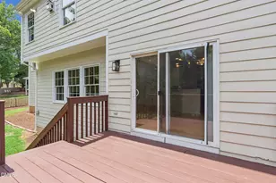 119 Holmhurst Ct, Cary, NC 27519 - Photo 32