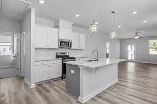 330 Gregory Vlg Dr, Lillington, NC 27546 - Photo 4