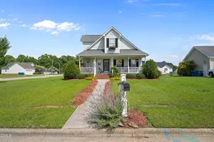 201 Bishop Ln, Dunn, NC 28334 - Photo 4