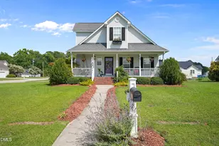 201 Bishop Ln, Dunn, NC 28334 - Photo 2