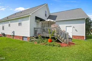 201 Bishop Ln, Dunn, NC 28334 - Photo 24