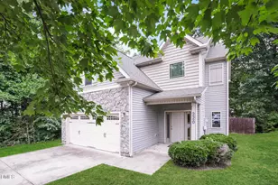 220 Spinel Ln, Knightdale, NC 27545 - Photo 2