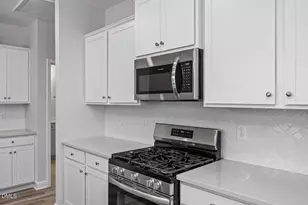 110 Baldwin St, Lillington, NC 27546 - Photo 10