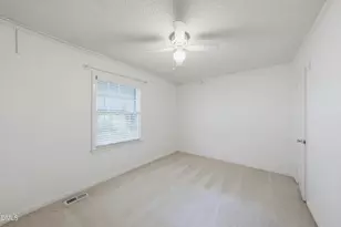 306 Plainview Ave, Raleigh, NC 27604 - Photo 20