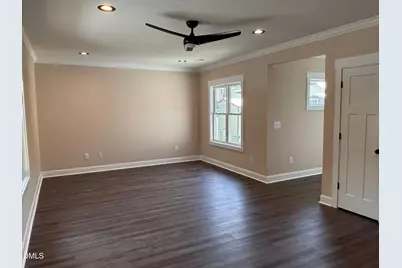 402 Poplar Street, Graham, NC 27253 - Photo 4