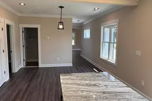 402 Poplar St, Graham, NC 27253 - Photo 12