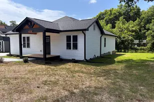 402 Poplar St, Graham, NC 27253 - Photo 1
