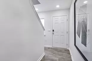 165 Carriedelle Ln, Smithfield, NC 27577 - Photo 2