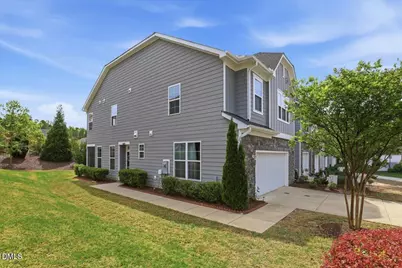 814 Bristol Bridge Drive, Cary, NC 27519 - Photo 8