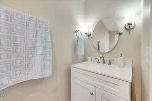 402 N Main St, Four Oaks, NC 27524 - Photo 22