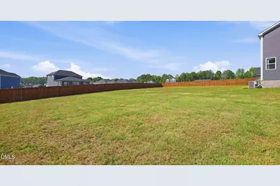 7608 Redwood Ridge Way, Willow Springs, NC 27592 - Photo 2