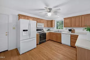 505 Heathridge Ln, Cary, NC 27513 - Photo 26