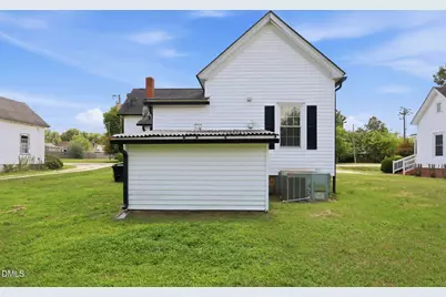 204 E H Street, Erwin, NC 28339 - Photo 32