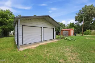 204 E H St, Erwin, NC 28339 - Photo 30